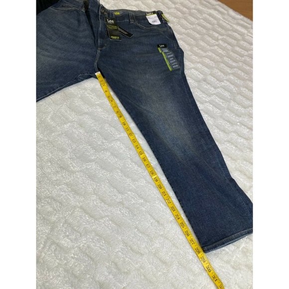NWT Lee Men's Performance Series Relaxed Fit 52x30 - Picture 8 of 11